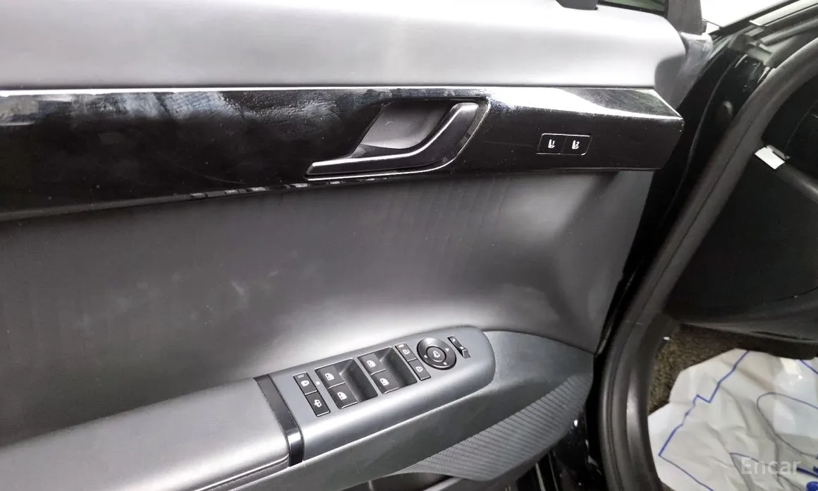 Фото 18 - Hyundai Grandeur