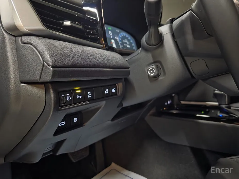 Фото 15 - Toyota Camry