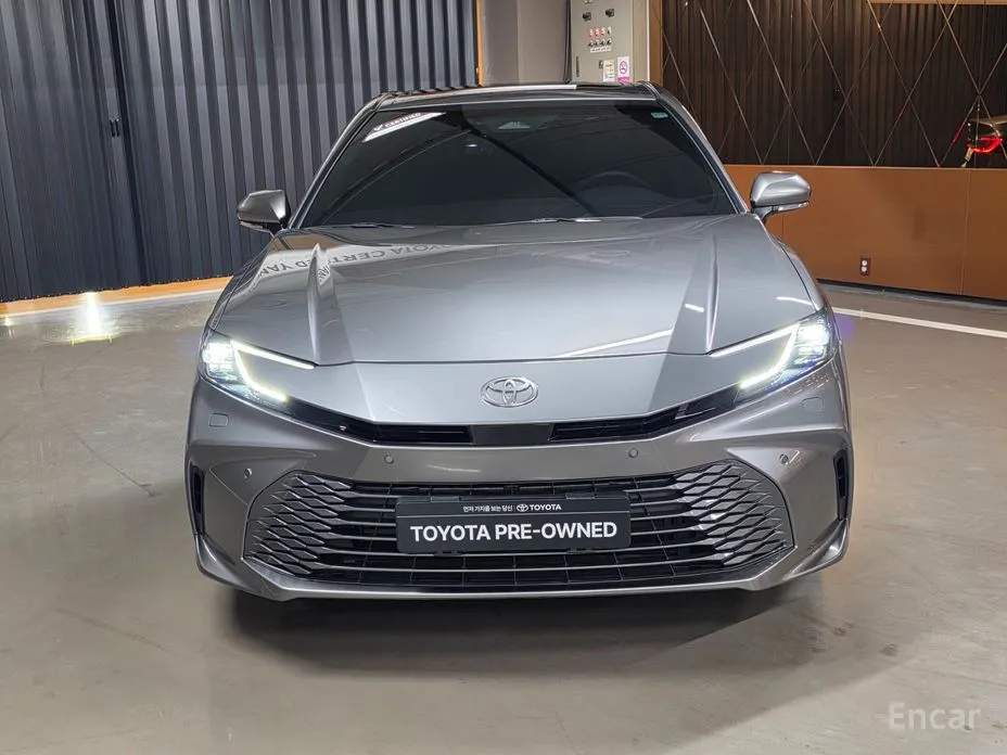 Фото 3 - Toyota Camry