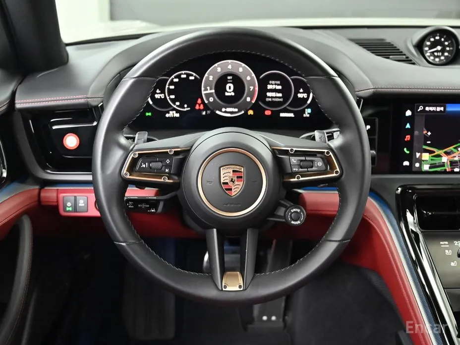 Фото 13 - Porsche Panamera