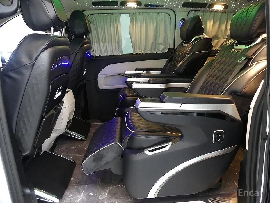 Фото 10 - Mercedes-Benz V-Class