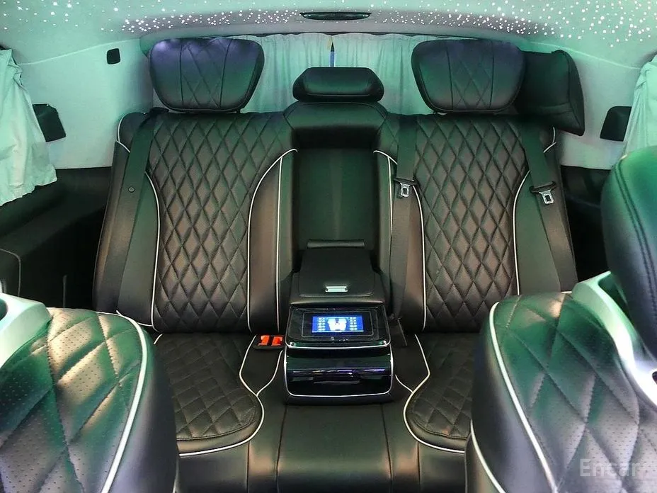 Фото 15 - Mercedes-Benz V-Class