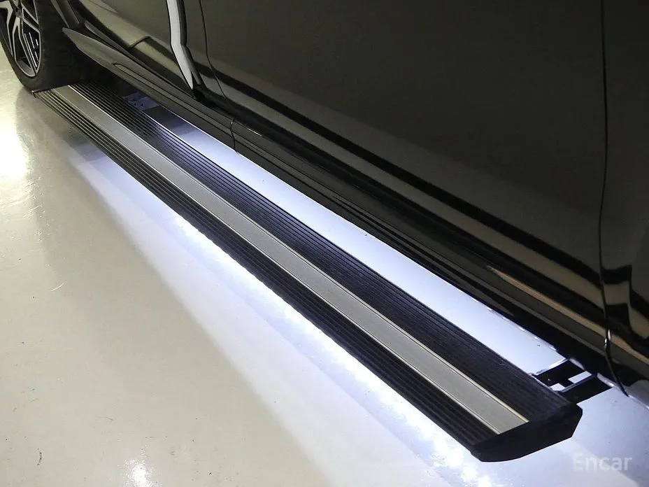 Фото 8 - Mercedes-Benz V-Class