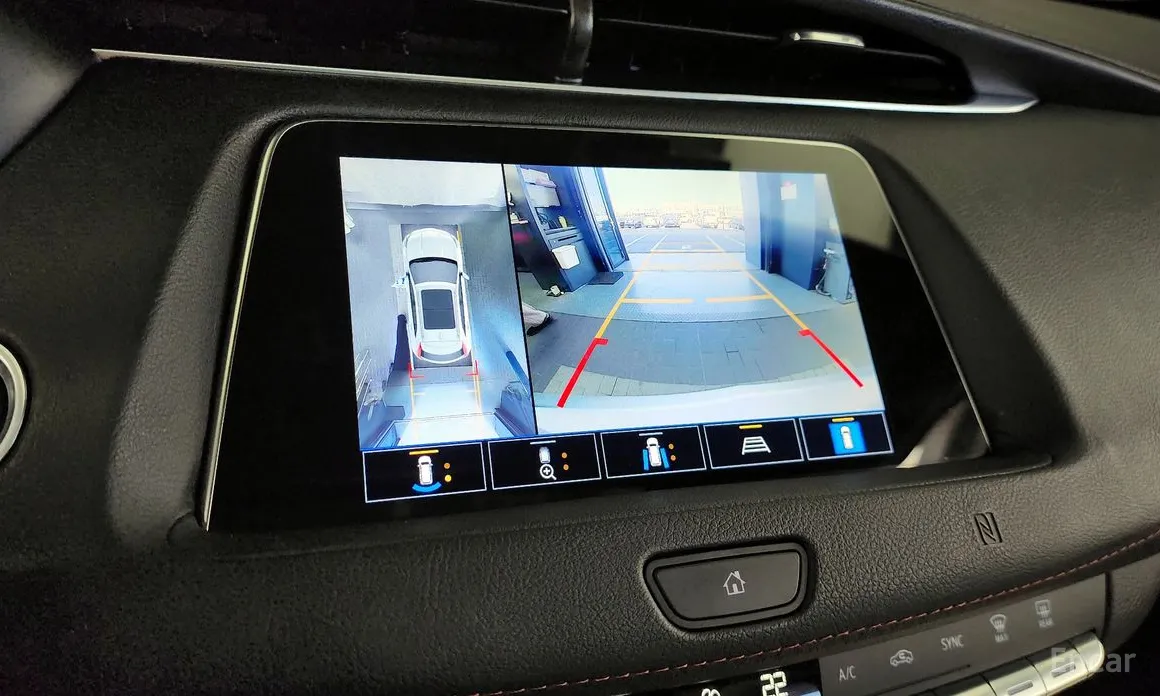 Фото 15 - Cadillac XT4