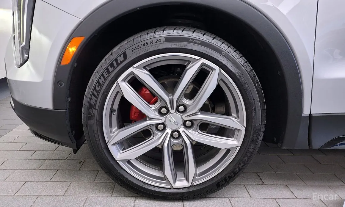 Фото 5 - Cadillac XT4