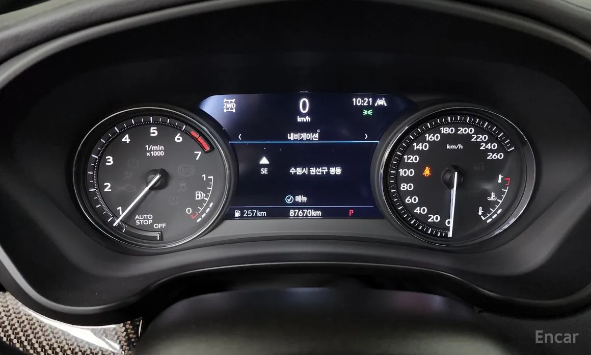 Фото 8 - Cadillac XT4