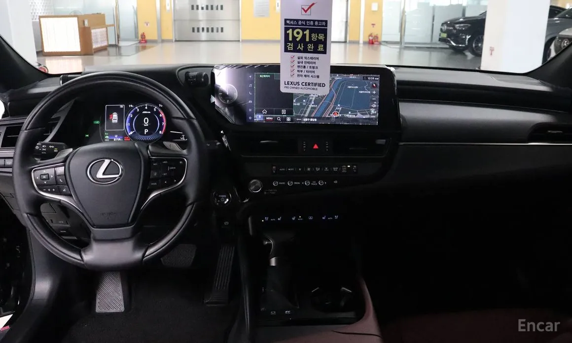 Фото 11 - Lexus ES