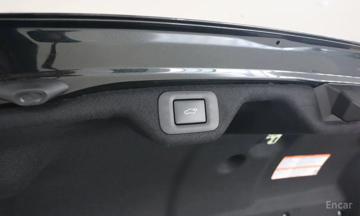 Фото 17 - Lexus ES