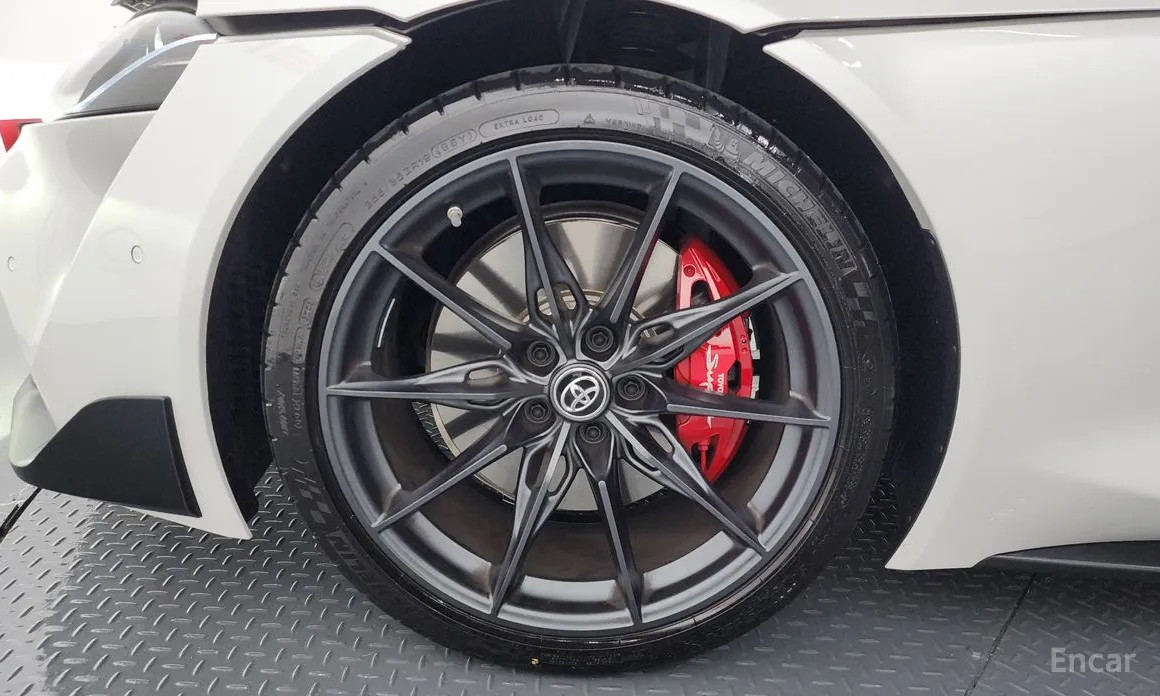 Фото 5 - Toyota Supra