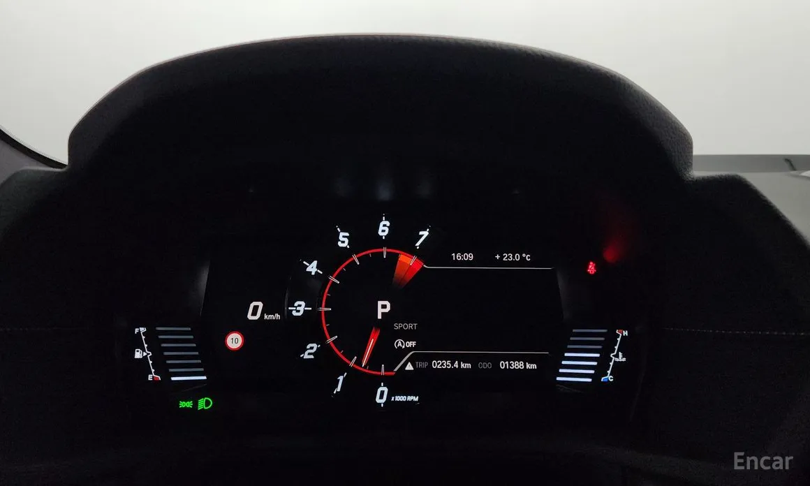 Фото 8 - Toyota Supra