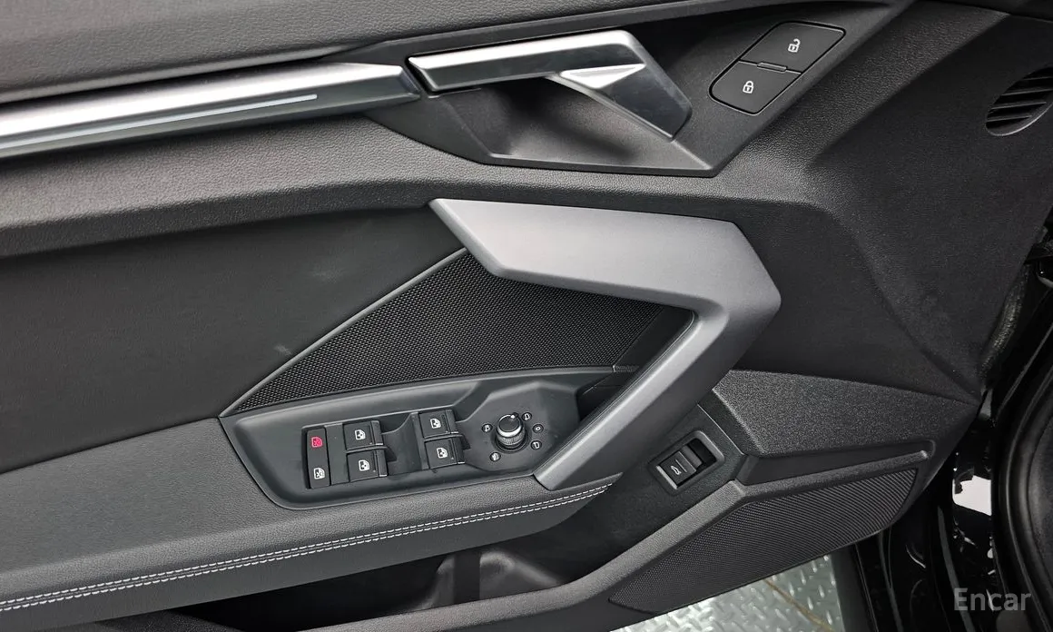 Фото 17 - Audi A3