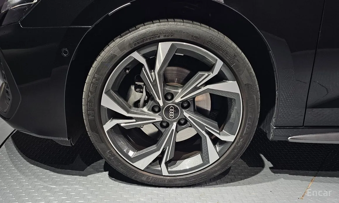 Фото 5 - Audi A3