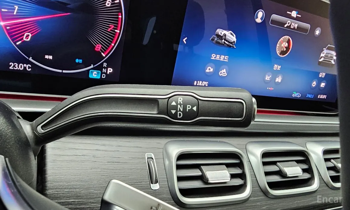 Фото 19 - Mercedes-Benz GLE-Class