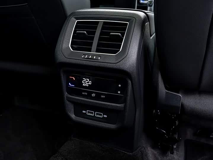 Фото 27 - Volkswagen Tayron