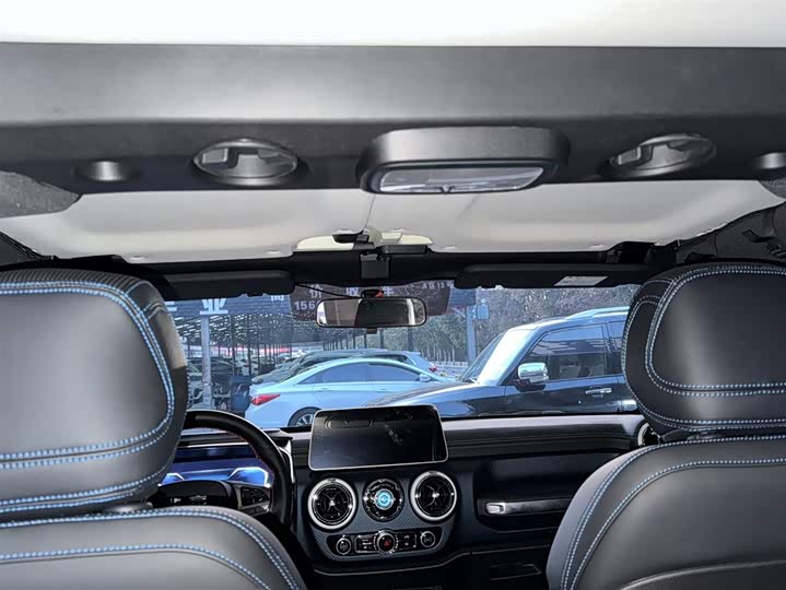 Фото 11 - BAIC Beijing BJ40