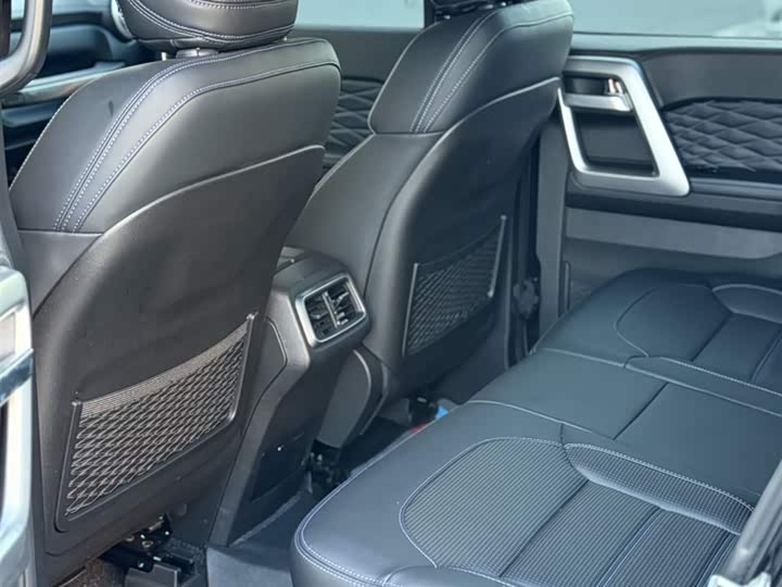 Фото 12 - BAIC Beijing BJ40