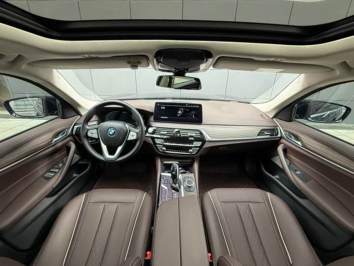 Фото 8 - BMW 5 Series Hybrid