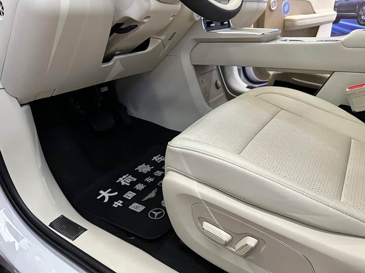 Фото 11 - Toyota bZ3X