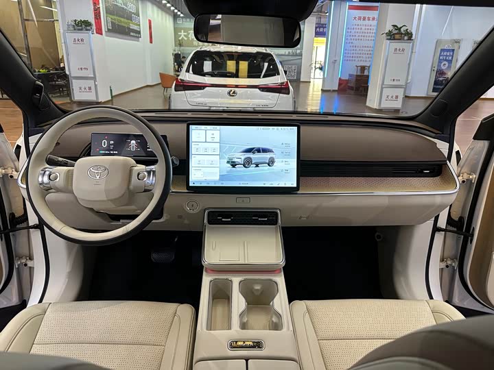 Фото 23 - Toyota bZ3X