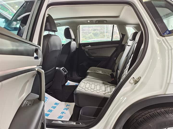 Фото 13 - Volkswagen Tayron