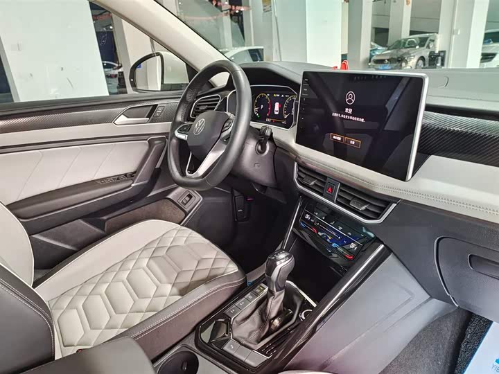 Фото 9 - Volkswagen Tayron