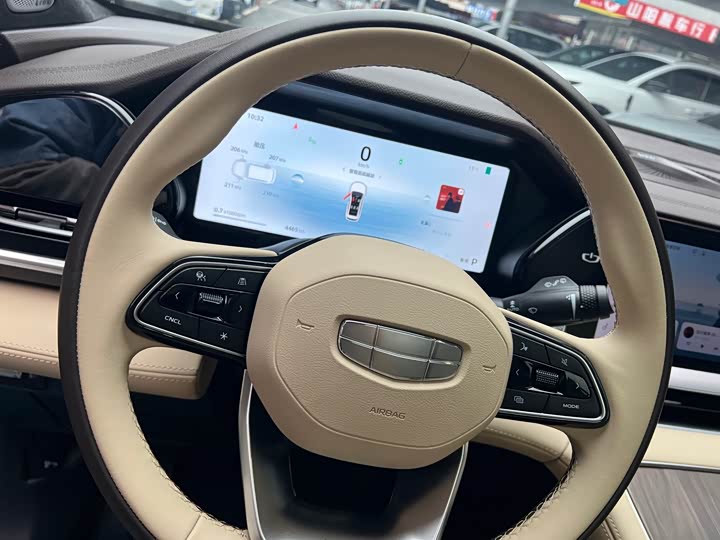 Фото 4 - Geely Monjaro