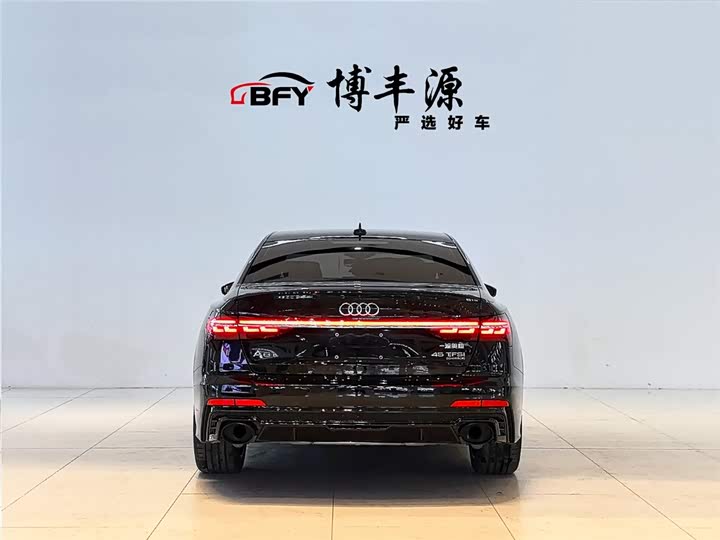 Фото 4 - Audi A6L