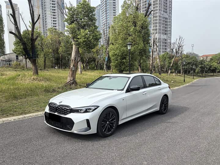 Фото 1 - BMW 3 Series