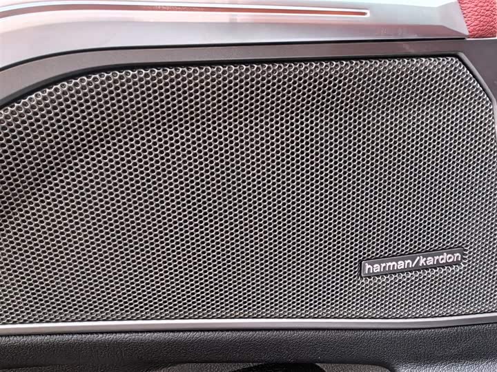 Фото 16 - BMW 3 Series