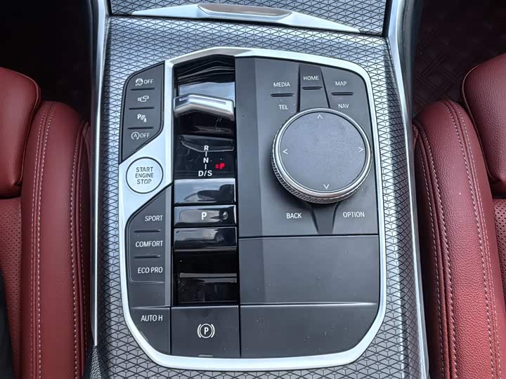 Фото 21 - BMW 3 Series