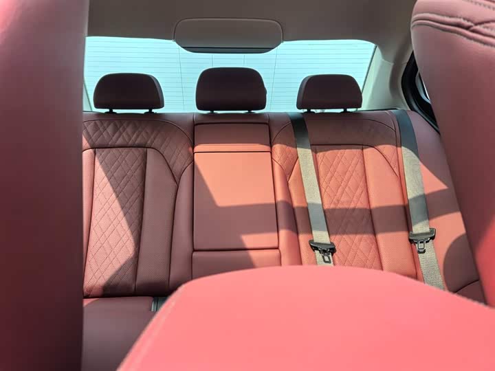 Фото 25 - BMW 3 Series