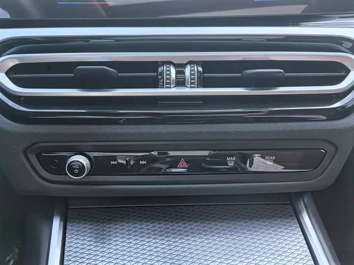 Фото 26 - BMW 3 Series