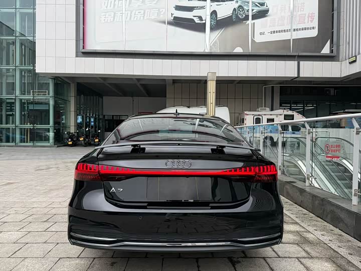 Фото 3 - Audi A7