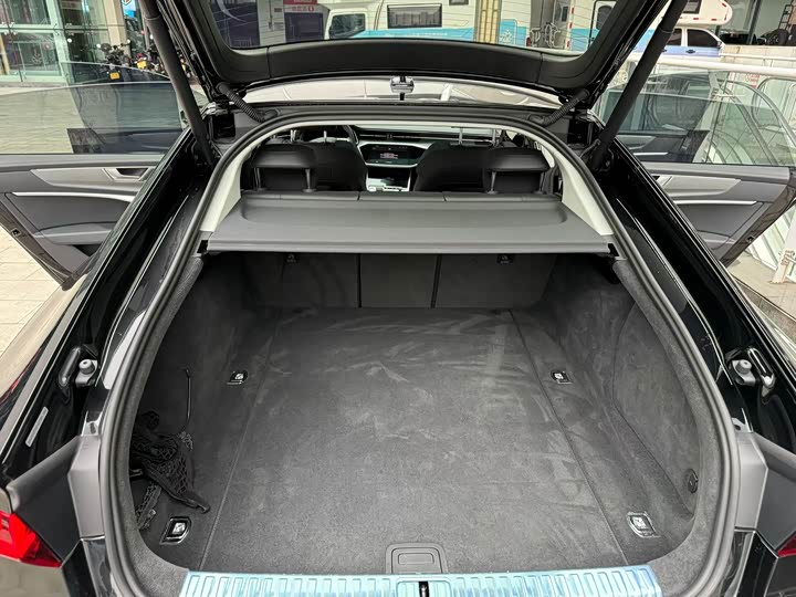 Фото 6 - Audi A7