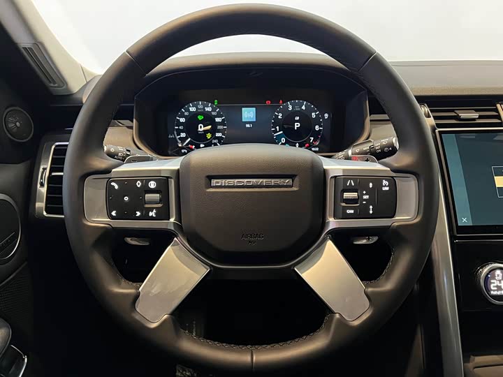 Фото 16 - Land Rover Discovery