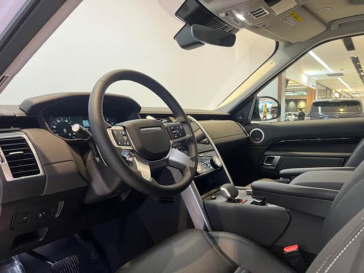 Фото 7 - Land Rover Discovery