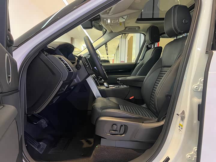 Фото 8 - Land Rover Discovery