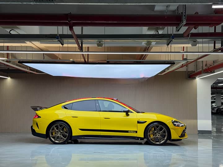 Фото 22 - Xiaomi SU7 Ultra