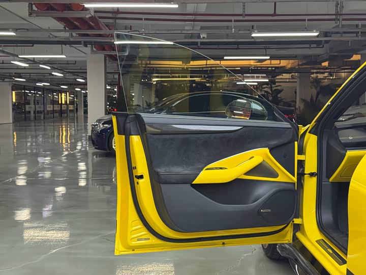 Фото 4 - Xiaomi SU7 Ultra