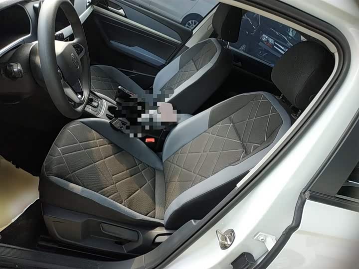 Фото 15 - Volkswagen Lavida