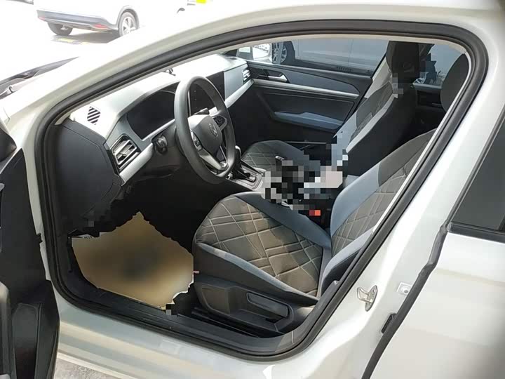 Фото 16 - Volkswagen Lavida