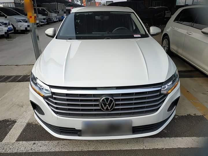 Фото 3 - Volkswagen Lavida