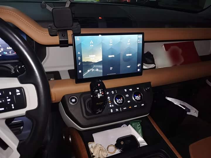 Фото 6 - Land Rover Defender