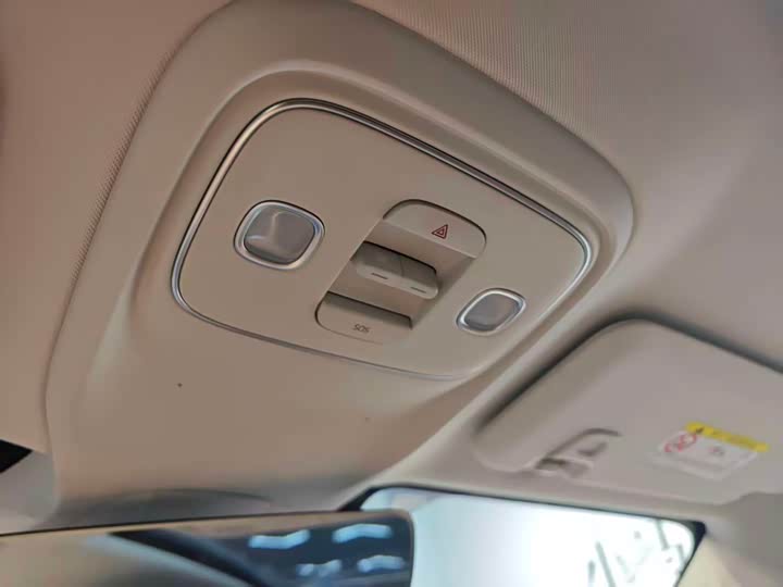 Фото 17 - Leapmotor C11