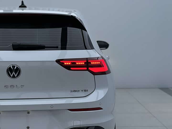 Фото 6 - Volkswagen Golf