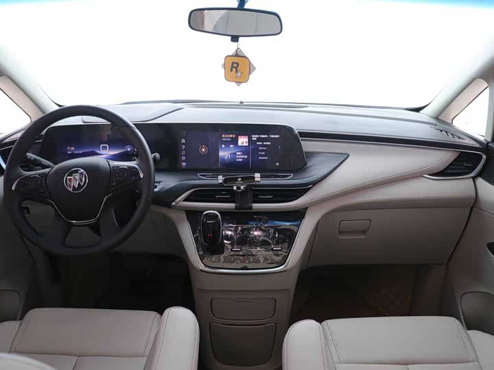 Фото 4 - Buick GL8 ES