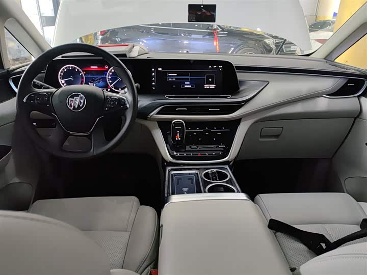 Фото 10 - Buick GL8 ES