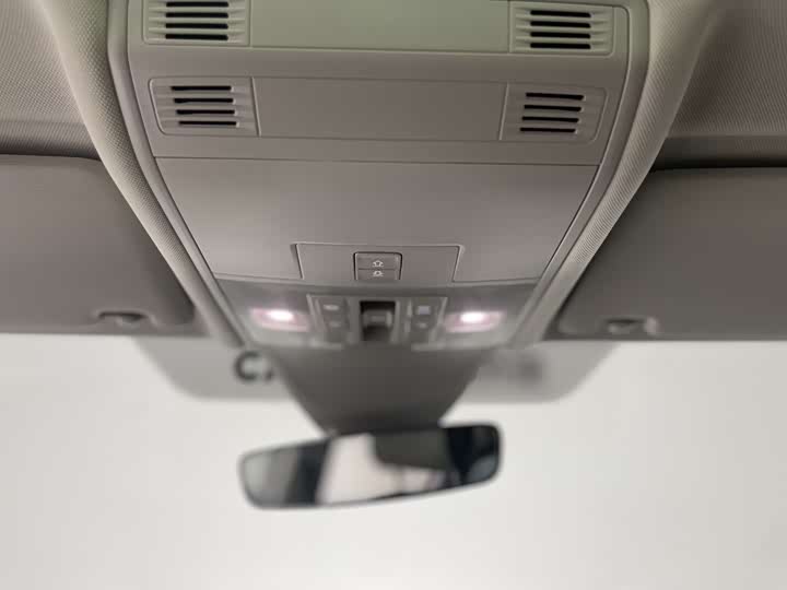 Фото 20 - Volkswagen Tayron