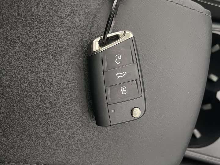 Фото 22 - Volkswagen Tayron