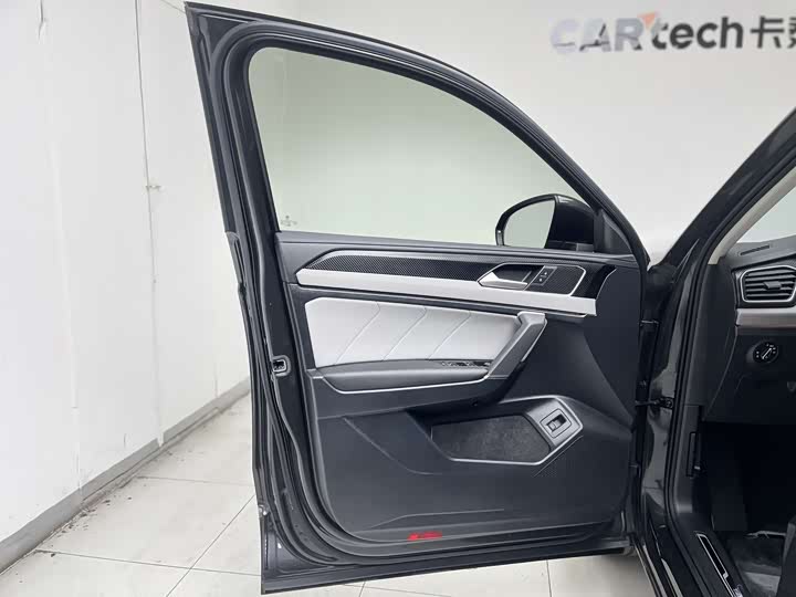 Фото 29 - Volkswagen Tayron